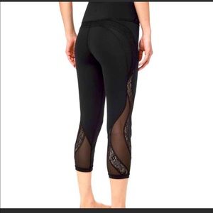 Black lace Lululemon leggings